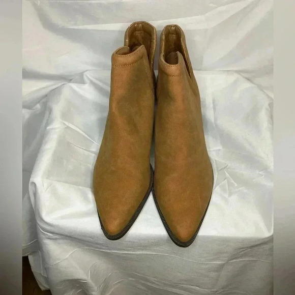 American Eagle 🦅 ankle boots - Picture 1 of 9